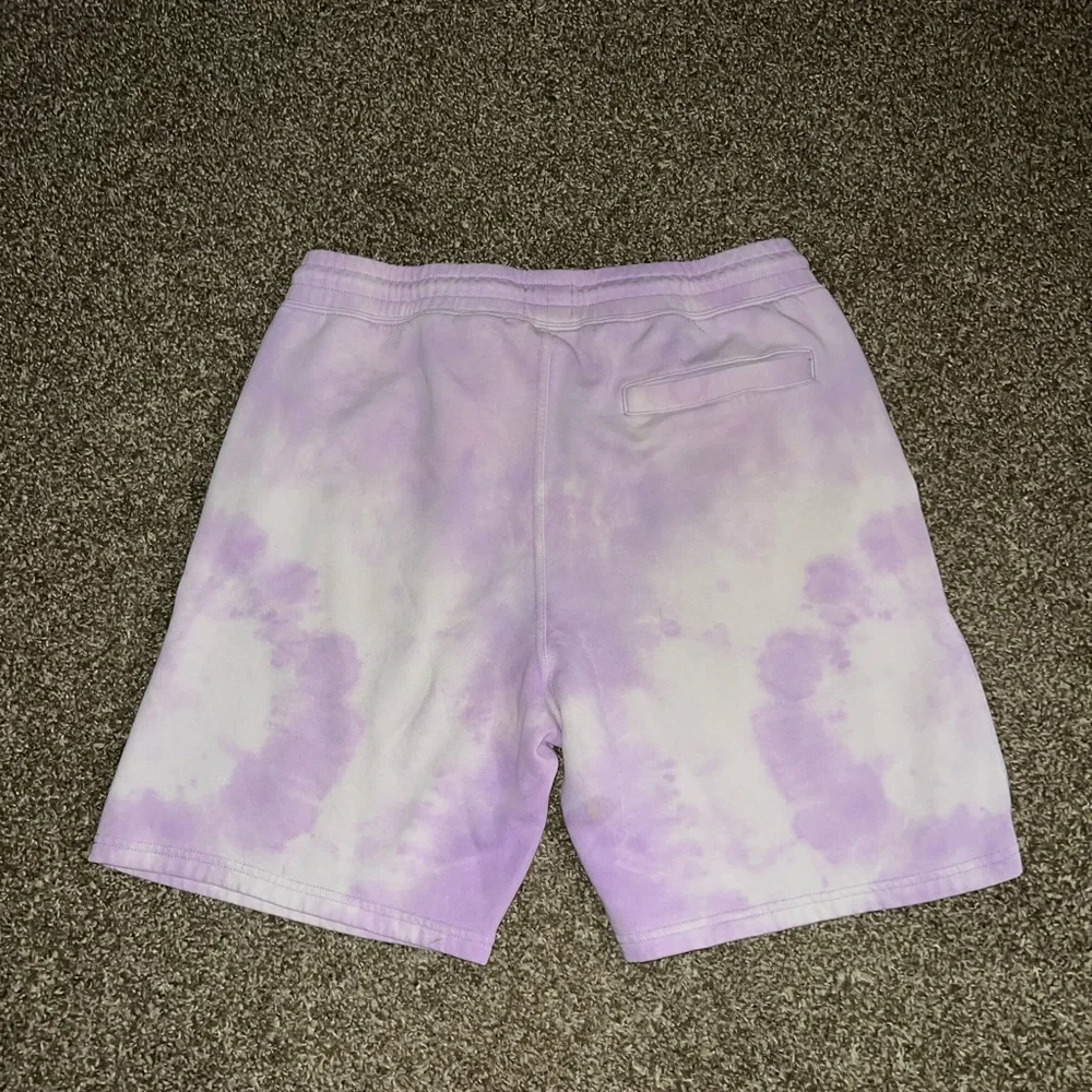 H&M Vintage OG Tie Die Purple White Shorts - Picture 2 of 3